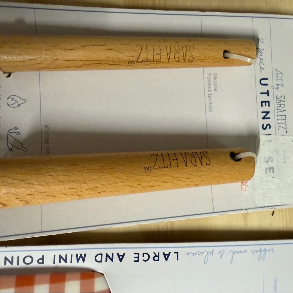 Sara Fitz New England Wood Kitchen Utensil Set, new - Picture 6 of 6